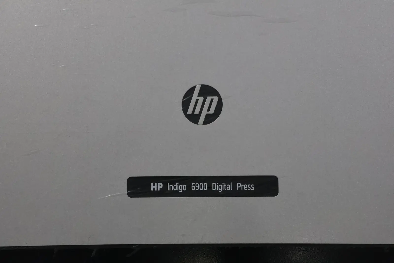 HP Indigo 6900 digital press at Sparal Packaging's production facility
